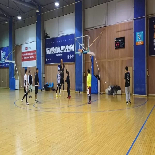 电竞季后赛阵容策略新趋势与战术变化解析